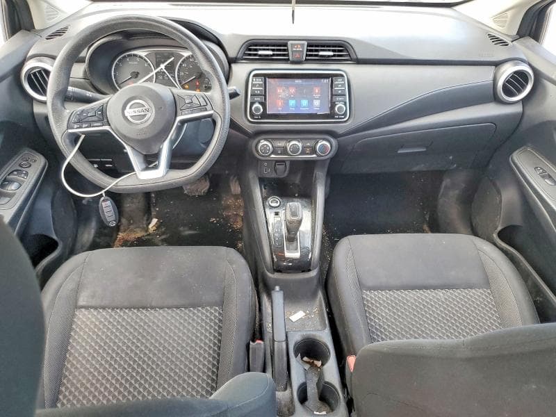 2020 NISSAN VERSA 8