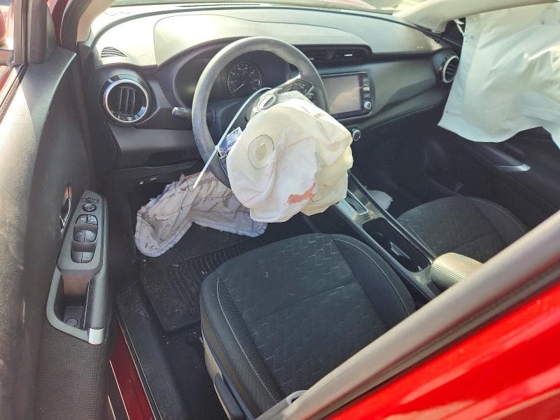 2024 NISSAN KICKS SV 8