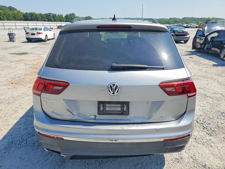2021 VOLKSWAGEN TIGUAN SE 6