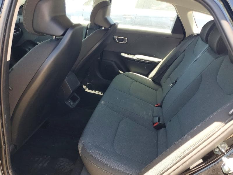 2025 KIA K4 LX 10