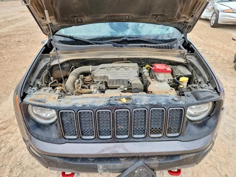2021 JEEP RENEGADE TRAILHAWK 11