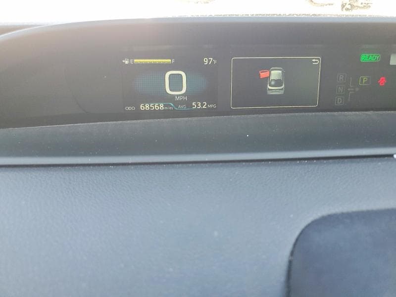 2022 TOYOTA PRIUS L ECO 9