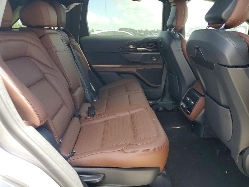 2026 LINCOLN NAUTILUS RESERVE 11