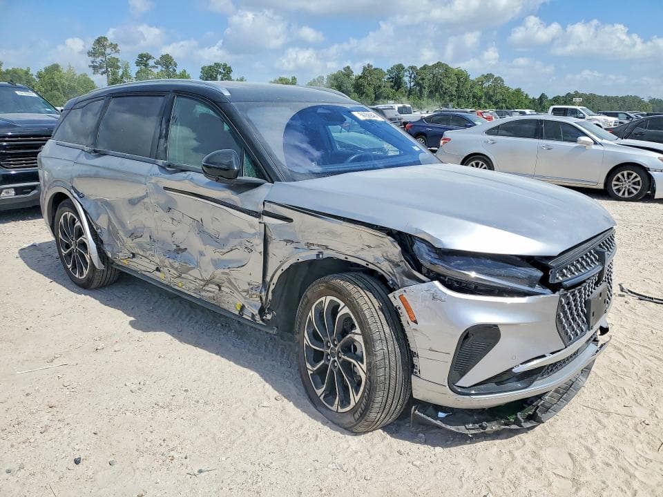 2026 LINCOLN NAUTILUS RESERVE 4