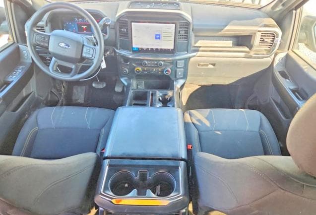 2025 FORD F150 STX 8