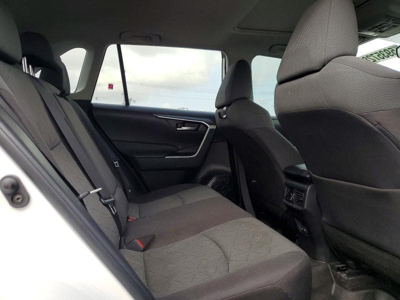 2023 TOYOTA RAV4 XLE 11