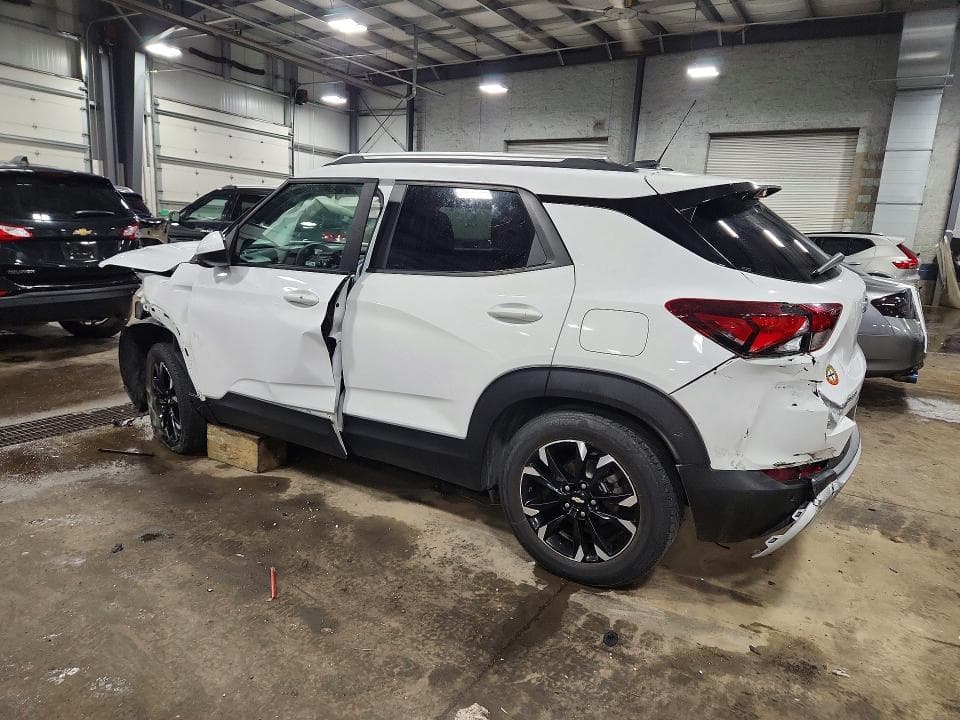 2021 CHEVROLET TRAILBLAZER LT 2