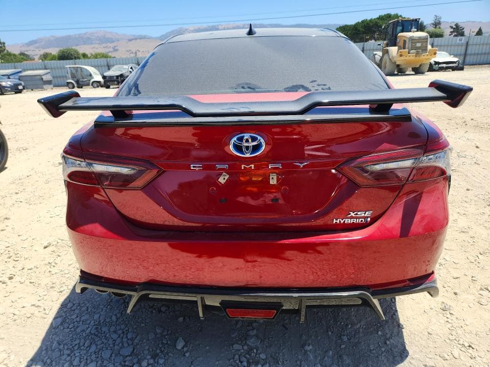 2021 TOYOTA CAMRY XSE 6
