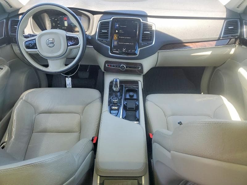 2019 VOLVO XC90 T8 MOMENTUM 8