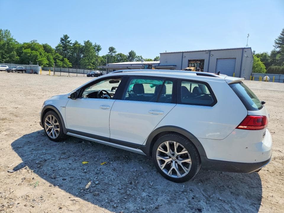 2017 VOLKSWAGEN GOLF ALLTRACK S S 2