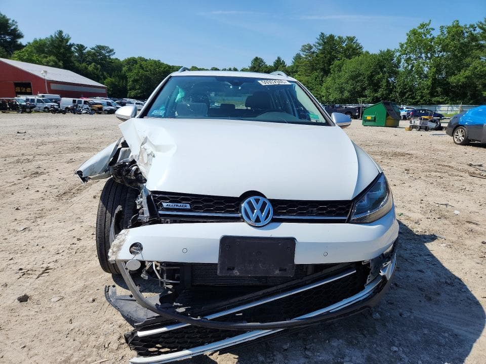 2017 VOLKSWAGEN GOLF ALLTRACK S S 5