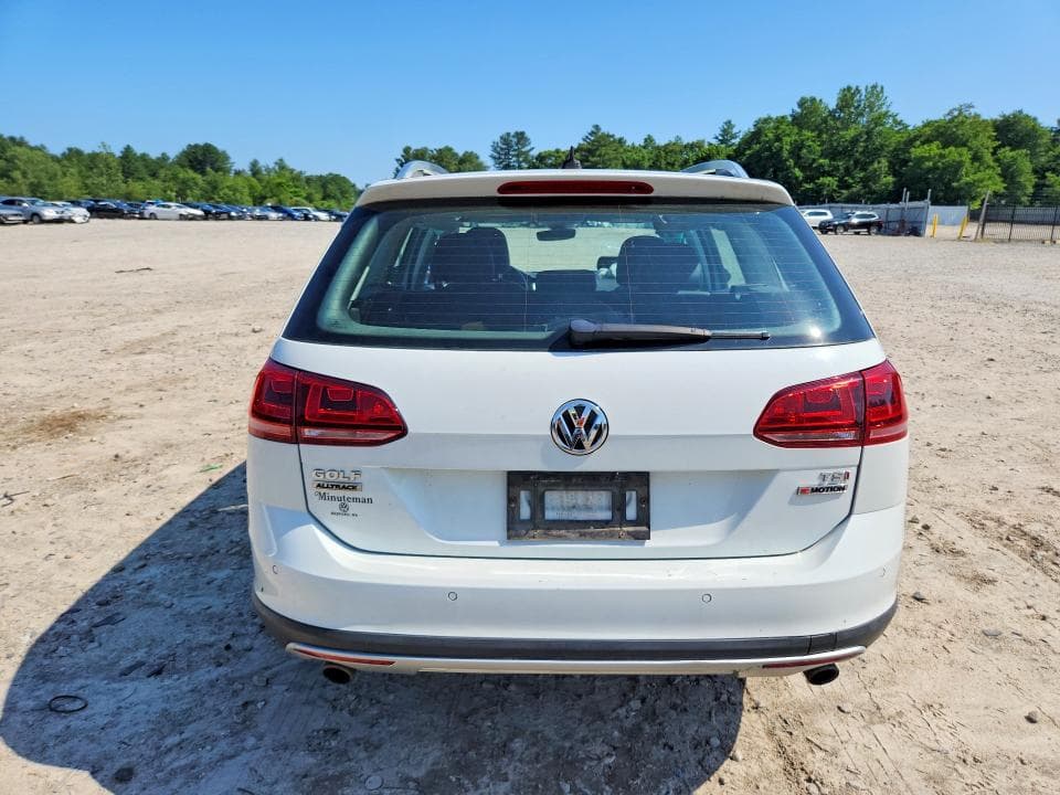 2017 VOLKSWAGEN GOLF ALLTRACK S S 6