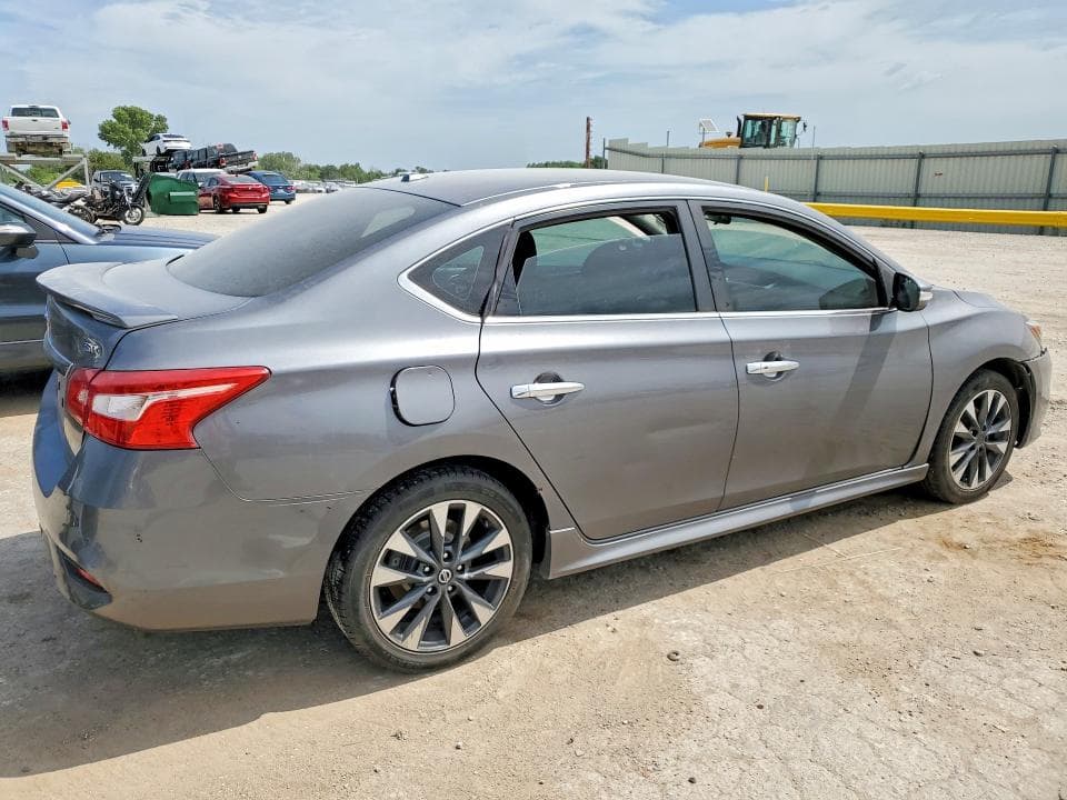 2019 NISSAN SENTRA SR 3