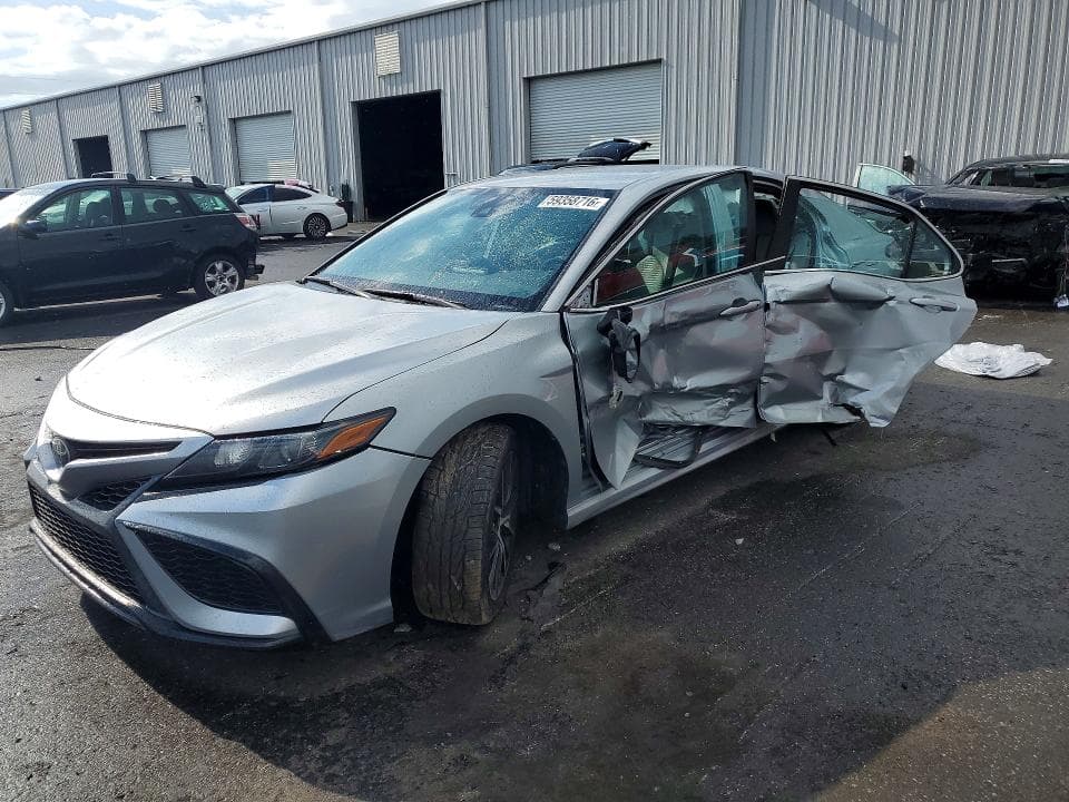 2022 TOYOTA CAMRY SE - 1