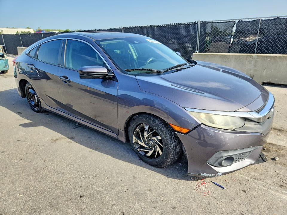 2017 HONDA CIVIC EX 4
