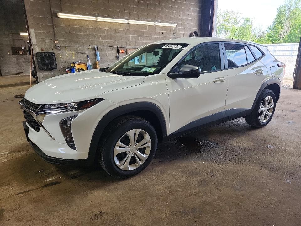 2024 CHEVROLET TRAX LS - 1