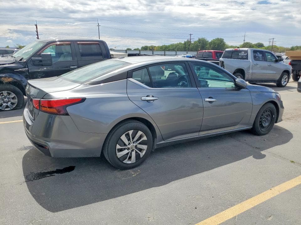 2019 NISSAN ALTIMA S 3