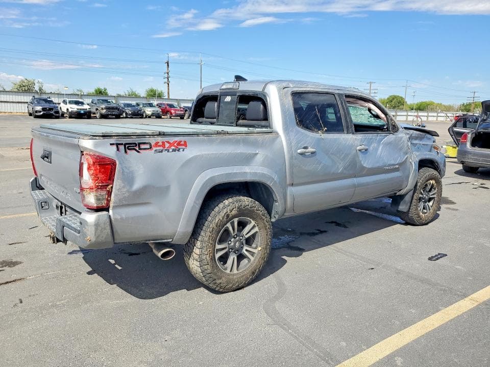 2017 TOYOTA TACOMA SR V6 3