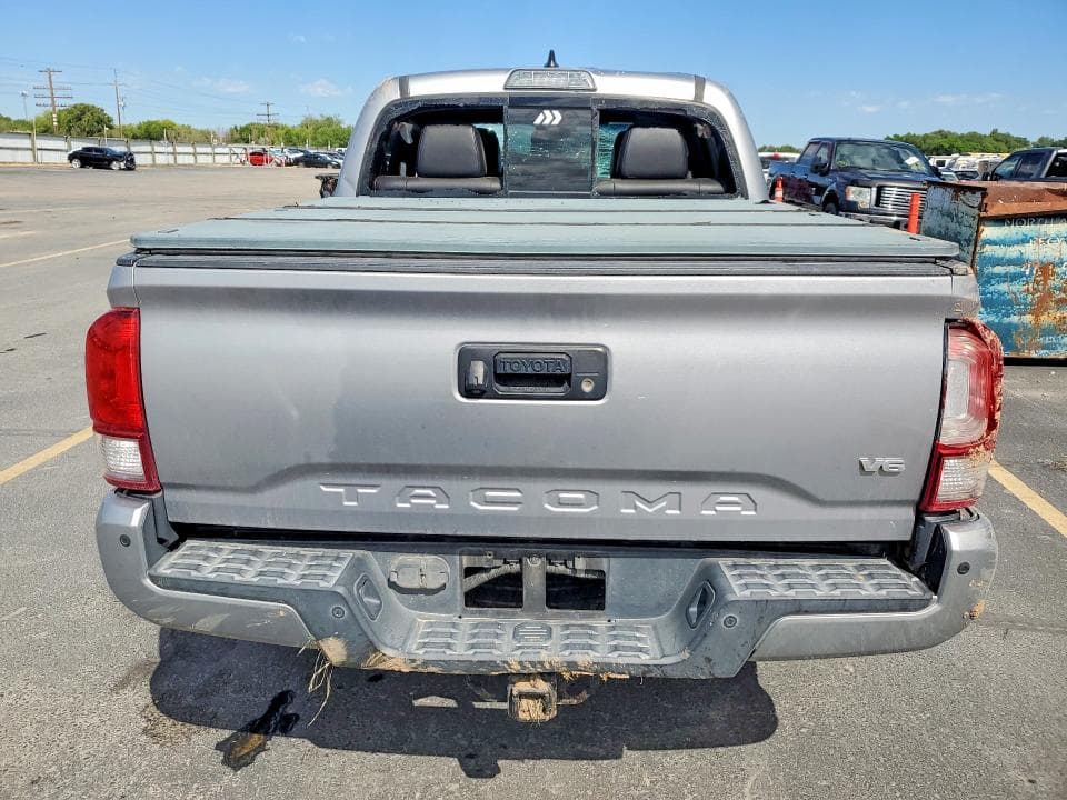 2017 TOYOTA TACOMA SR V6 6