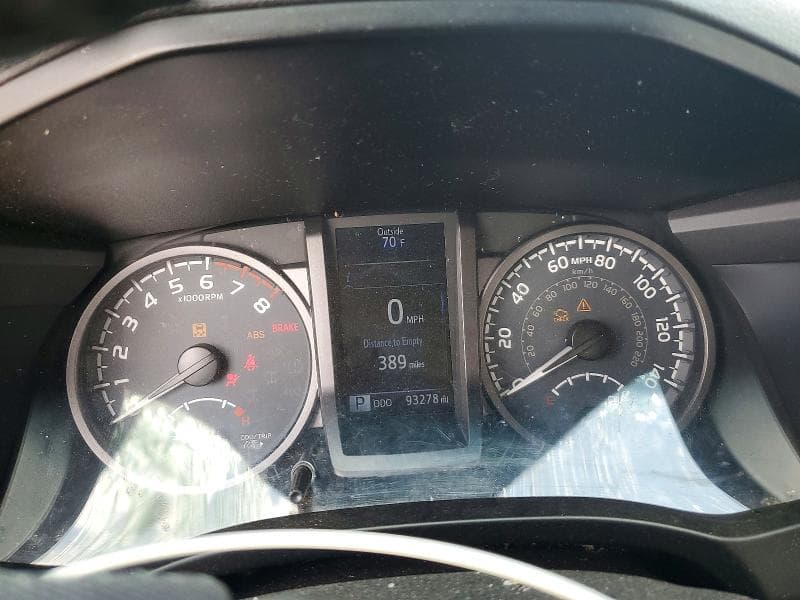 2017 TOYOTA TACOMA SR V6 9