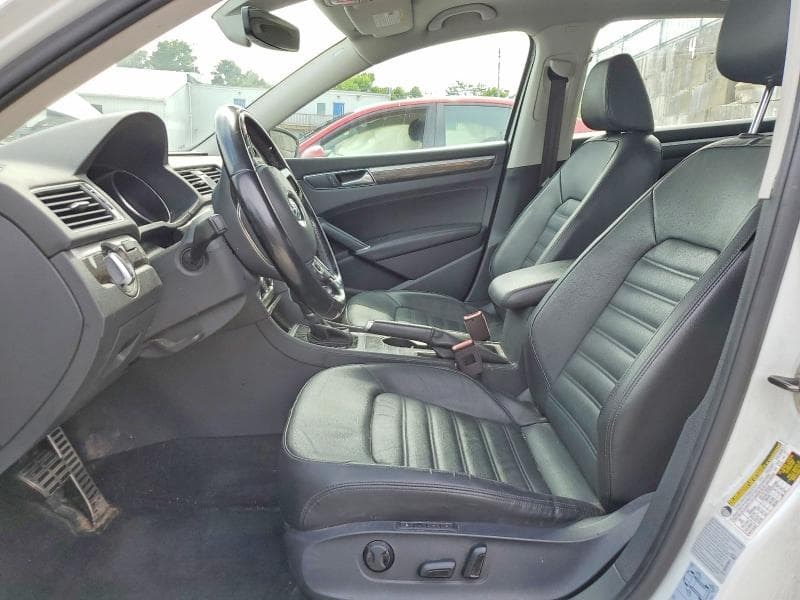 2017 VOLKSWAGEN PASSAT SEL PREMIUM 7