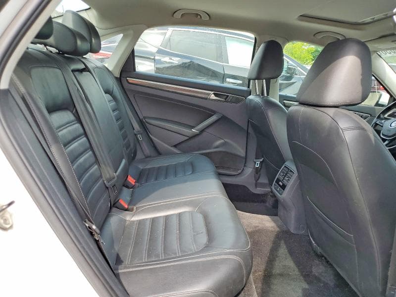 2017 VOLKSWAGEN PASSAT SEL PREMIUM 10
