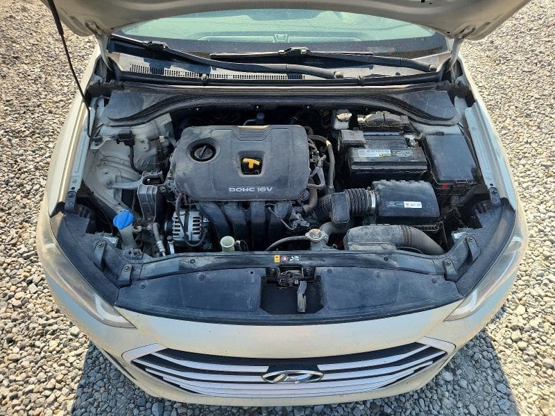 2017 HYUNDAI ELANTRA SE 11