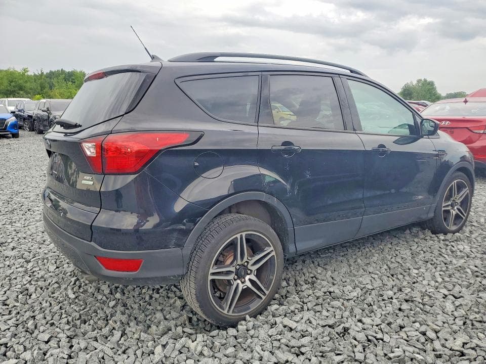 2019 FORD ESCAPE 3