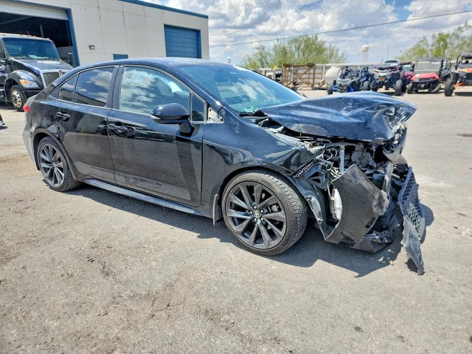 2023 TOYOTA COROLLA SE 4
