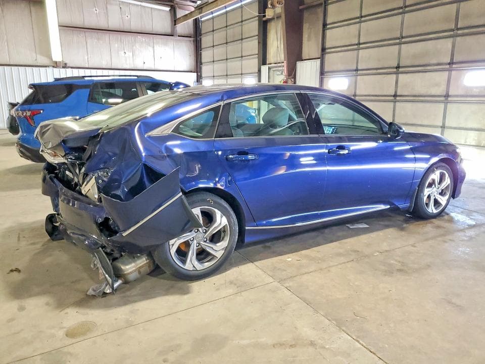 2018 HONDA ACCORD EX EX 3