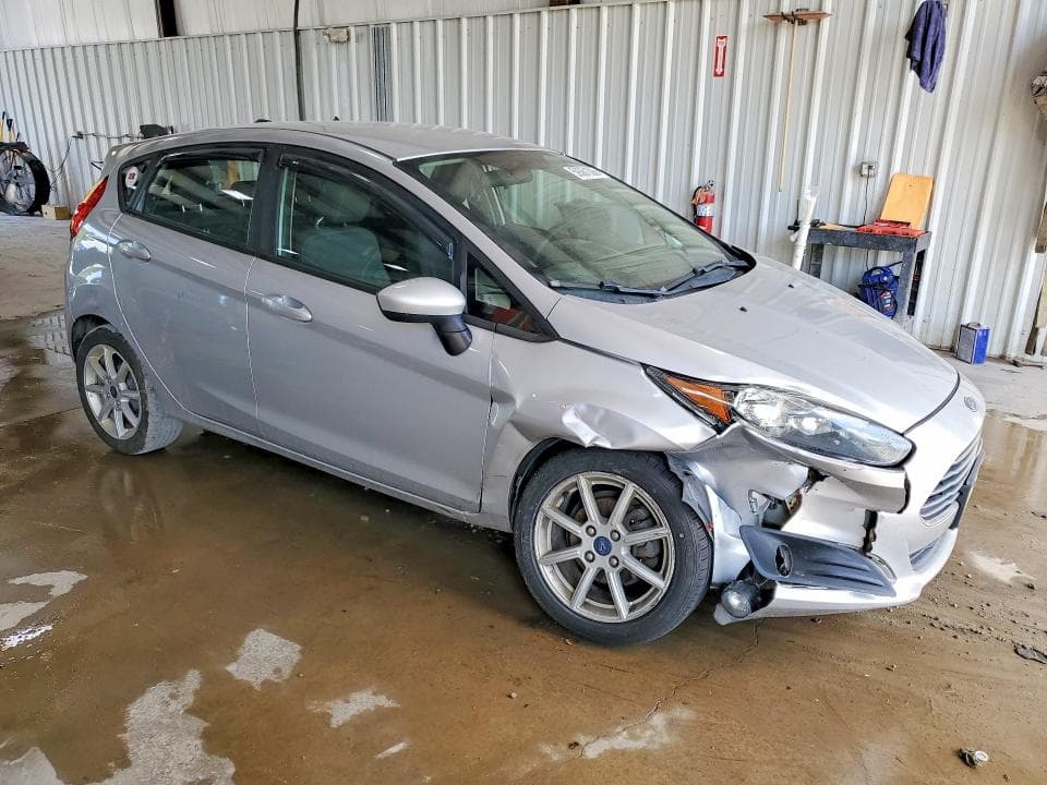 2019 FORD FIESTA SE 4