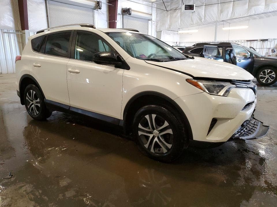2018 TOYOTA RAV4 LE LE 4