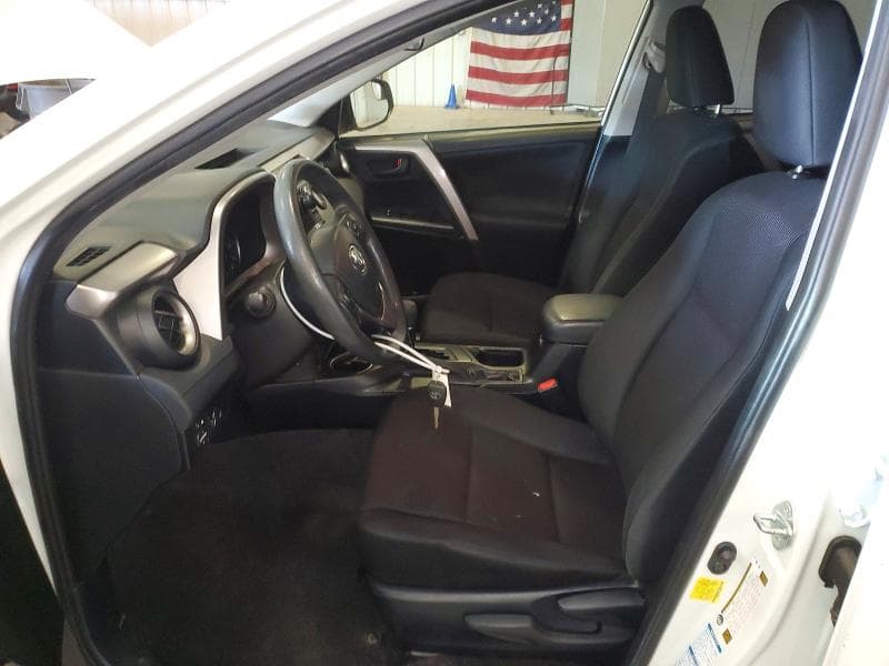 2018 TOYOTA RAV4 LE LE 7