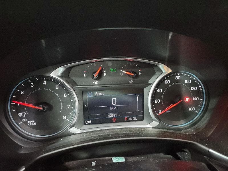 2019 CHEVROLET EQUINOX LT LT 9