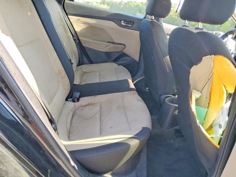 2021 HYUNDAI ACCENT SE 10