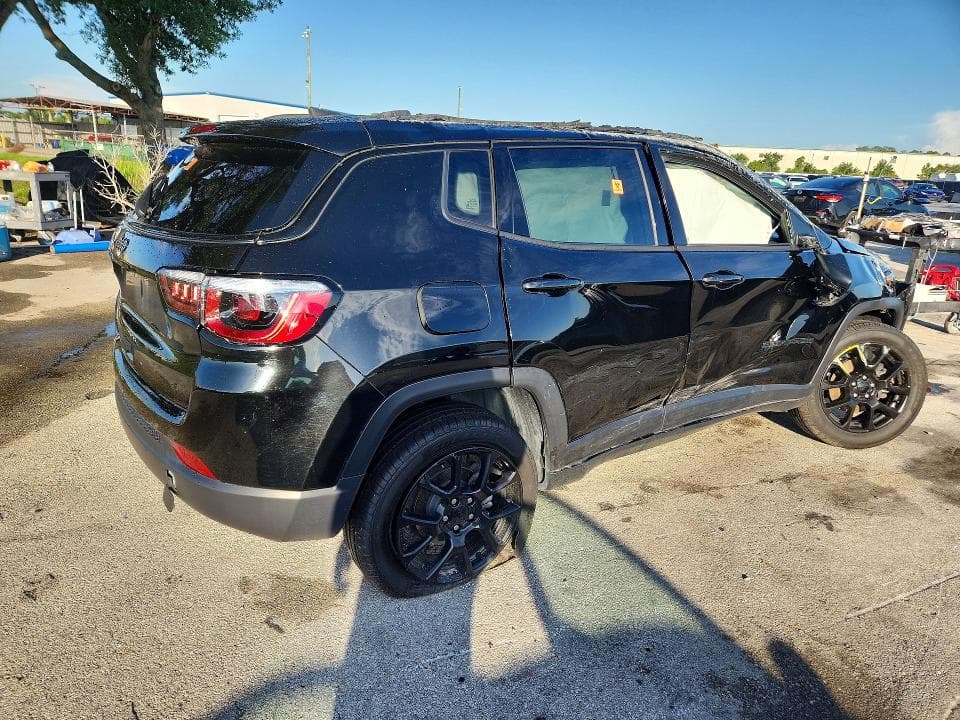 2022 JEEP COMPASS LATITUDE 3
