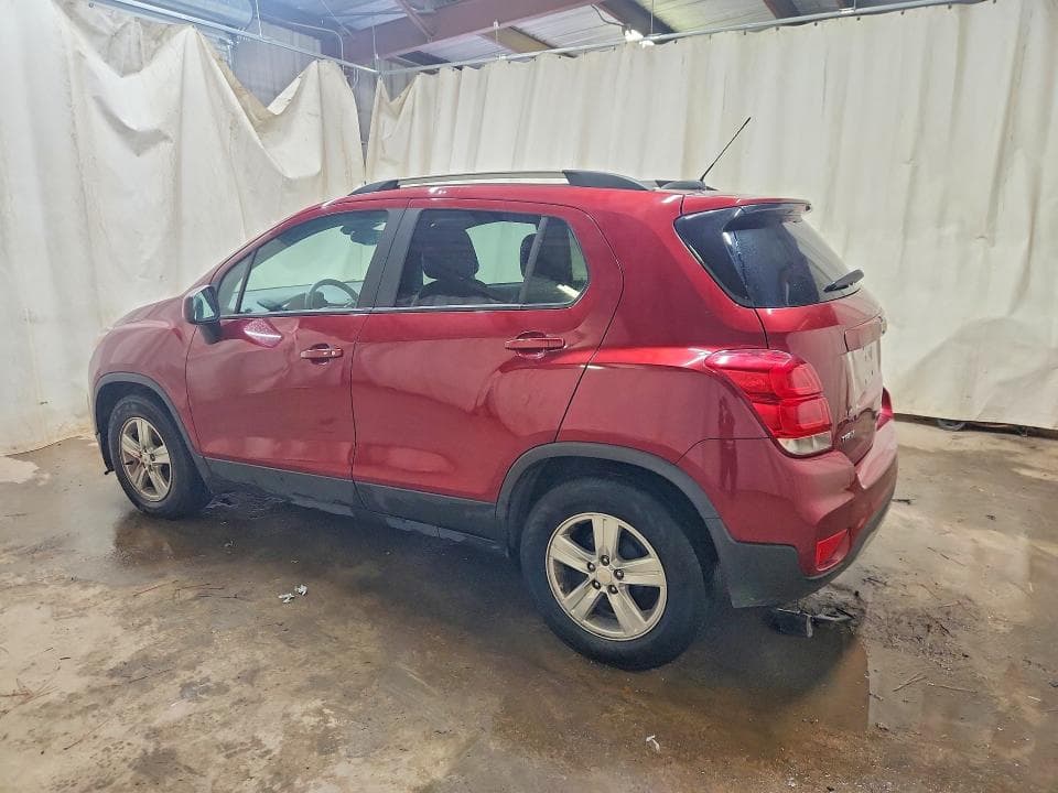 2021 CHEVROLET TRAX 1LT 2