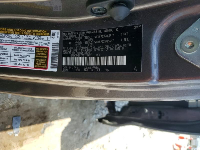 2023 TOYOTA SIENNA LE 13