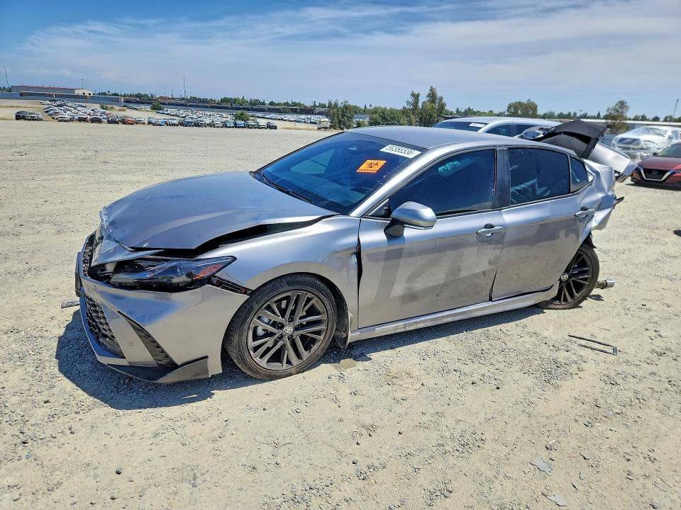 2025 TOYOTA CAMRY SE - 1