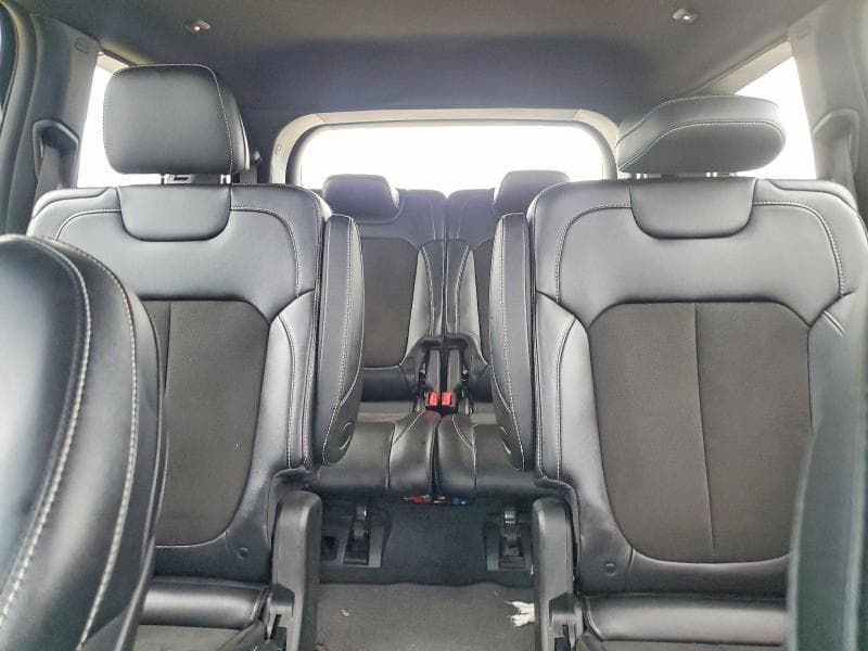 2024 JEEP GRAND CHEROKEE L LAREDO 10