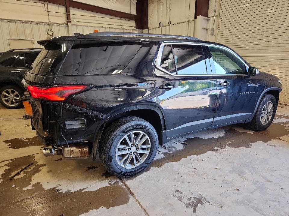 2022 CHEVROLET TRAVERSE LT 3
