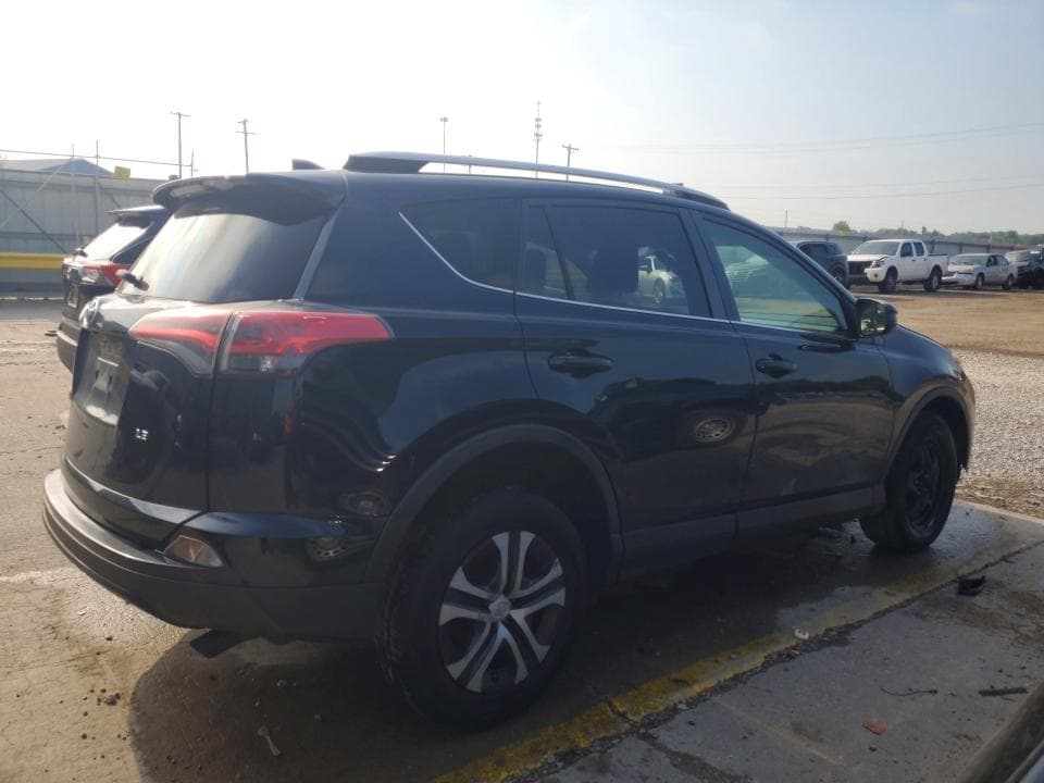 2018 TOYOTA RAV4 LE LE 3