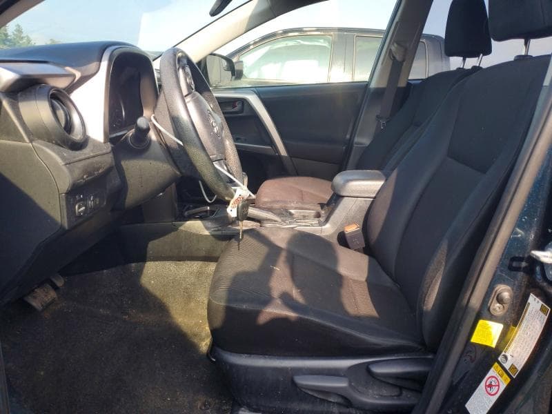 2018 TOYOTA RAV4 LE LE 7