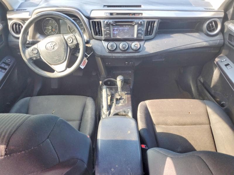 2018 TOYOTA RAV4 LE LE 8