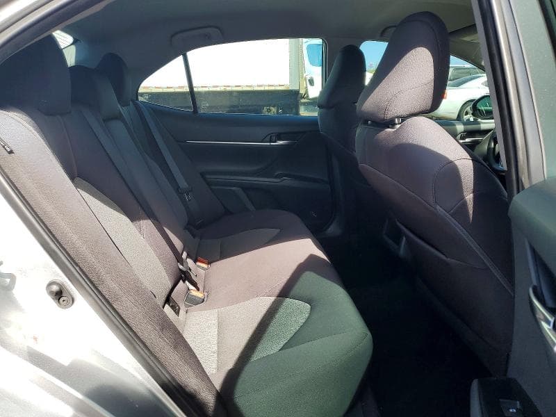 2019 TOYOTA CAMRY L L 10