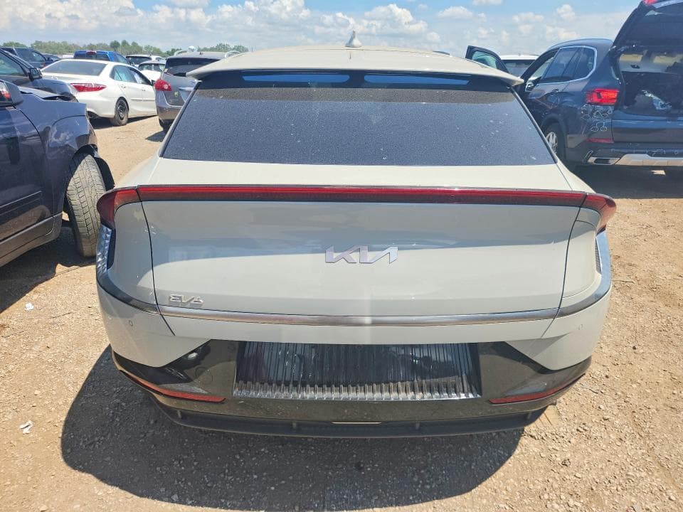 2022 KIA EV6 WIND 6