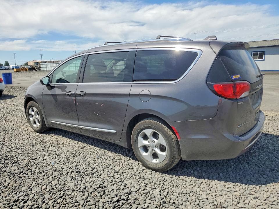 2017 CHRYSLER PACIFICA TOURING L PLUS 2