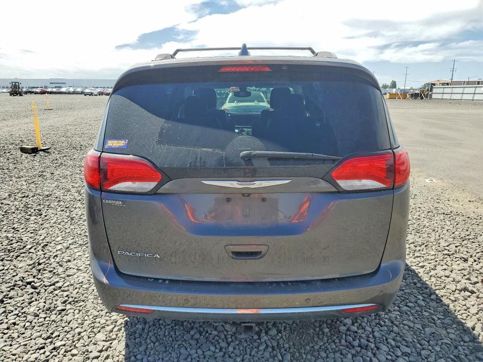 2017 CHRYSLER PACIFICA TOURING L PLUS 6
