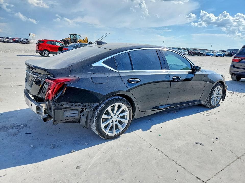 2023 CADILLAC CT5 LUXURY 3