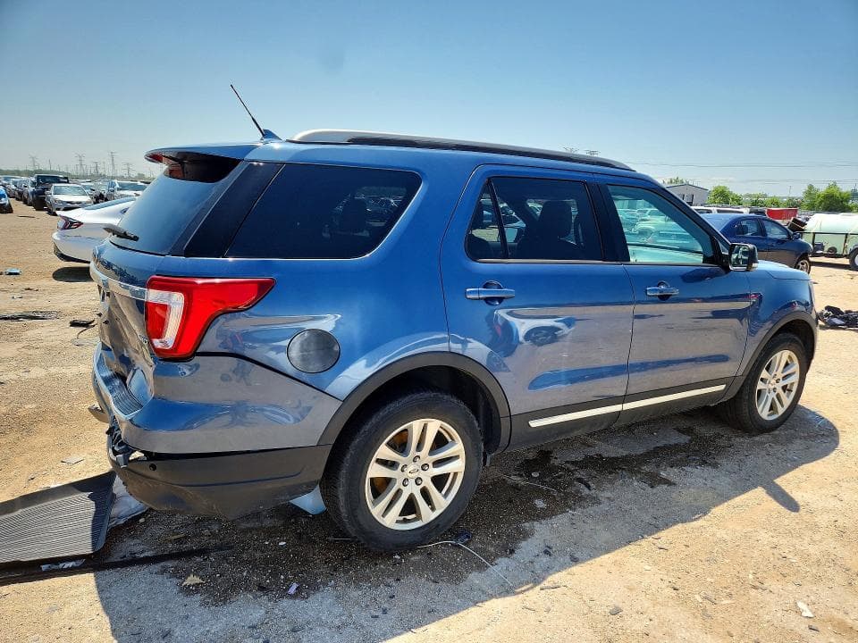 2018 FORD EXPLORER XLT 3